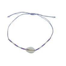 Afbeelding in Gallery-weergave laden, Fijn enkelbandje glaskralen en een schelpje (diverse kleuren beschikbaar)