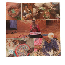 Afbeelding in Gallery-weergave laden, Enkelbandje Oeganda met bedels Paars of Geel