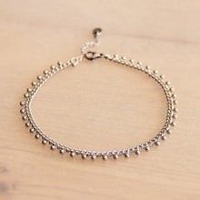 Afbeelding in Gallery-weergave laden, enkelbandje rvs zilver met balletjes