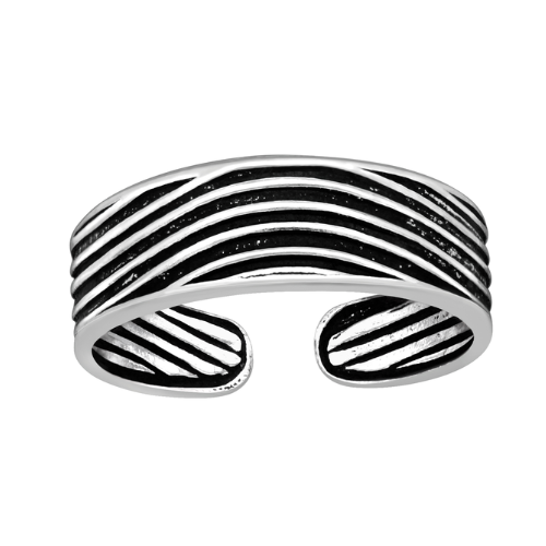 Teenring 925 sterling zilver met stoere lijnen